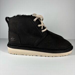 Ugg Boots Boys 2 Neumel Chukka Pull On Lace Up Wool Lined Outdoors Black Classic